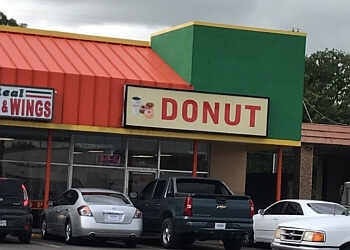 DONUT HUT