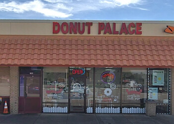 DONUT PALACE