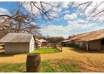 HERITAGE FARMSTEAD MUSEUM