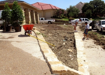 METROTEX LANDSCAPE MANAGEMENT