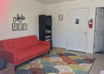 PLAY OUT LOUD MUSIC STUDIO