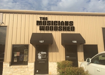 THE MUSICIANS WOODSHED